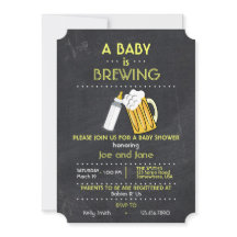 Un bébé brasse