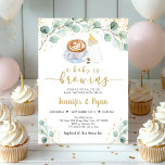 Invitation Un Bébé brasse du Baby shower de café vert<br><div class="desc">Cette invitation comprend de l'aquarelle verte avec du café,  un biberon et des accents de feuille d'or.</div>