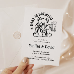 Invitation Un Bébé est en train de brasser   Baby shower Tedd