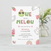 Invitation Un bébé fille pour un melon pastèque Premier anniv (Debout devant)