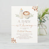 Invitation Un bébé prépare un café Gingham Baby Shower (Debout devant)