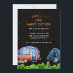 Invitation Un Joyeux Camper Birthday Kids Night Sky<br><div class="desc">Préparez-vous à une fête d'anniversaire aventureuse et enchanteresse avec notre design d'anniversaire "One Happy Camper" Kids Night Sky! Transportez votre petit vers une nuit magique sous les étoiles avec un ciel nocturne captivant avec des étoiles scintillantes comme l'arrière - plan. Le design s'anime avec un charmant camper van, une tente...</div>