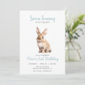 Invitation Un lapin bleu anniversaire de enfant party Invitat (Debout devant)