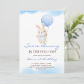 Invitation Un lapin devient un garçon Anniversaire (Debout devant)