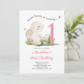 Invitation Un lapin est une fille rose 1er anniversaire (Debout devant)
