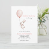 Invitation Un lapin sur le chemin Baby shower de fille de pri (Debout devant)