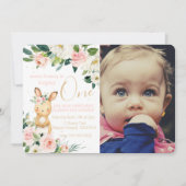 Invitation Un lapin tourne une première photo d'anniversaire (Devant)