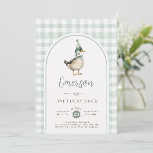 Invitation Un Lucky Duck Sage Green En vichy 1er anniversaire (Debout devant)
