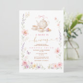 Invitation Un macaron de wildflower A Baby Is Brewing (Debout devant)