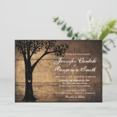 Invitation Un mariage rustique d'arbre cardiaque sculpté invi (Debout devant)