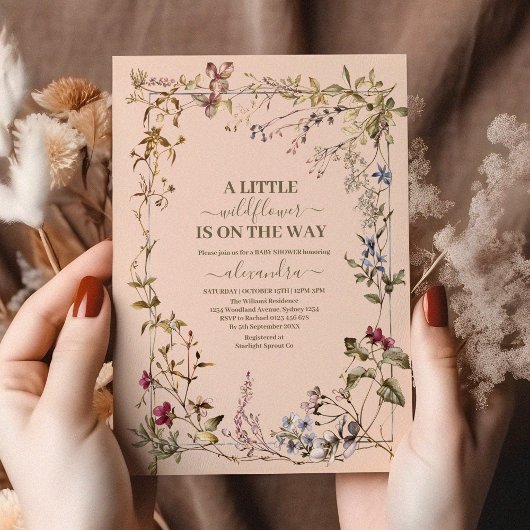 Invitation Un petit Baby shower de fille Fleur sauvage