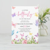 Invitation Un petit Baby shower floral d'aquarelle papillon (Debout devant)