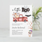 Invitation un petit boo camionnette de ramassage de citrouill (Debout devant)