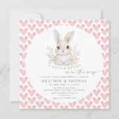 Invitation Un petit code QR rose de bébé lapin pour une baby (Devant)