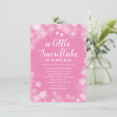 Invitation Un petit flocon de neige est sur le Baby shower de (Debout devant)