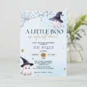 Invitation Un petit garçon bleu baby shower (Debout devant)