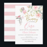 Invitation Un petit lapin va fêter son premier anniversaire<br><div class="desc">Invitation parfaite pour célébrer cette fille d'anniversaire spéciale !</div>