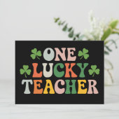 Invitation Un professeur chanceux enseignant la Saint-Patrick (Debout devant)