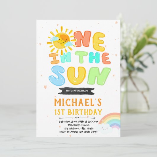 Invitation Une dans l'invitation au soleil (Debout devant)