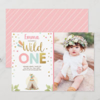 Une fille rose tribale sauvage de Boho de Teepee