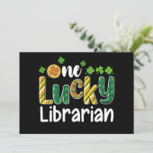 Invitation Une Lucky Librarian School St Patrick's Day (Debout devant)