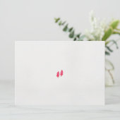 Invitation une paire de feuilles rouges sur un arrière - plan (Debout devant)