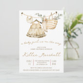 Invitation Une petite fille est en route ! Baby shower (Debout devant)