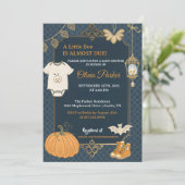 Invitation Une petite Halloween de douche de bébé - Bébé d'au (Debout devant)