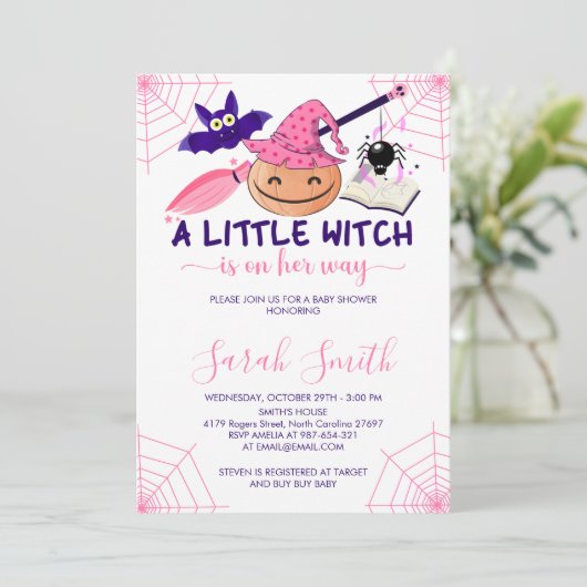 Invitation Une petite sorcière est en route pour Halloween Ba (Debout devant)