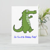 Invitation Une plus défunte fête d'anniversaire d'alligator (Debout devant)
