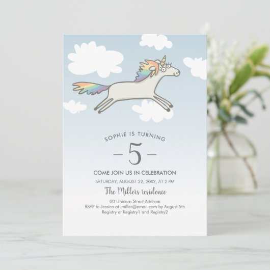 Invitation Unicorn arc-en-ciel main tiré mignon Anniversaire (Debout devant)