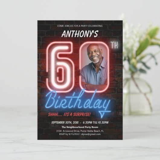 Invitation Unique Surprise 60e anniversaire (Debout devant)