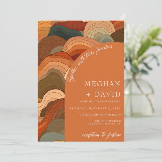 Invitation Vagues Abstraites rétro Mariage orange en terre cu (Debout devant)