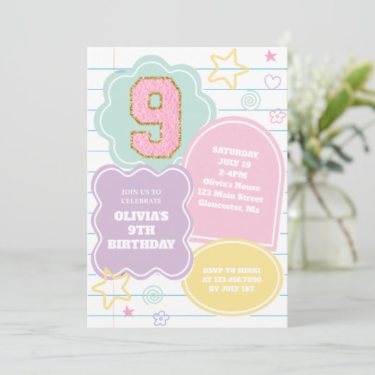 Invitation Varsity pastel patch carnet 9e anniversaire (Debout devant)