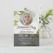 Invitation Végétation moderne Floral Photo Retraite Party (Debout devant)