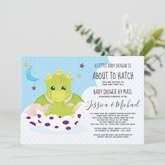 Invitation Vers Hatch Dragon | Baby shower par courrier (Debout devant)