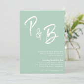Invitation Vert sauge Moderne Initiales manuscrites Mariage (Debout devant)