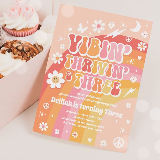 Invitation Vibin' Thrivin' Et Trois Super 3e anniversaire