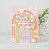 Invitation Vibin' Thrivin' Three Boho Daisy Rainbow Anniversa (Debout devant)