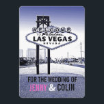 Invitation Vintage Lavender Blue Las Vegas Mariage invite<br><div class="desc">Inspiré par la demande d'un client. Moderne et vintage. Tous les textes par défaut peuvent être entièrement customisés avec vos propres mots pour répondre à vos besoins, et vous pouvez également modifier les polices, les tailles, le placement de texte et les couleurs du texte. Pour modifier le texte uniquement, utilisez...</div>