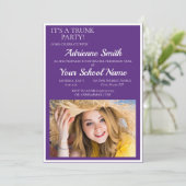 Invitation Violet blanc Trunk College Party Photo (Debout devant)