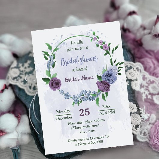 Invitation Violet bleu foncé fleurs verdure douche nuptiale