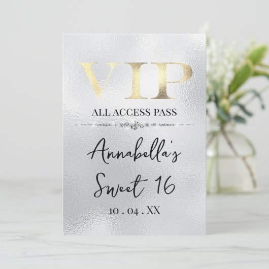 Invitation VIP or en or brillant sur argent (Debout devant)
