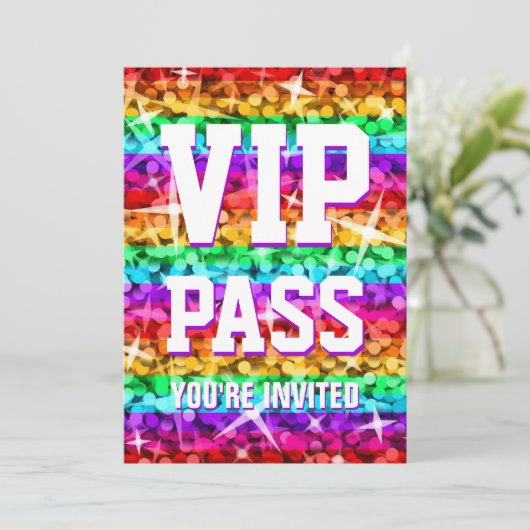 Invitation "VIP PASS" de Glitz Rainbow Stripe (Debout devant)