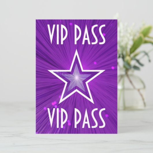 Invitation 'VIP PASS' en violet étoile blanc (Debout devant)