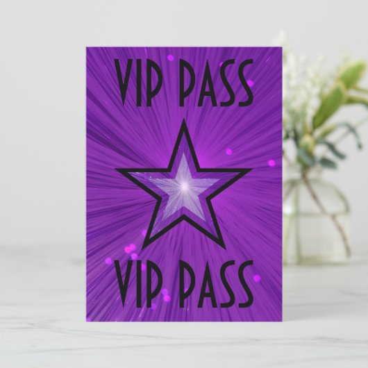 Invitation 'VIP PASS' en violet étoile noir (Debout devant)