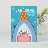 Invitation Visage de Requin Mignon dans l'Océan pour Annivers (Debout devant)
