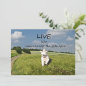 Invitation "Vivant comme quelqu'un a laissé à la porte" (Debout devant)