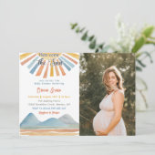 Invitation Voici Le Baby shower Arc-En-Ciel Sun Retro (Debout devant)