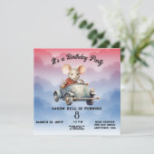 Invitation Voiture de conduite de la souris d'anniversaire de (Debout devant)